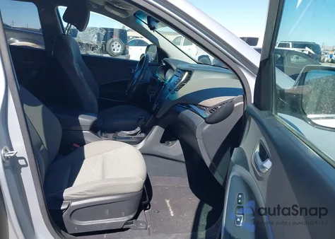 2016 Hyundai Santa Fe Se z USA, uszkodzony, nr VIN KM8SM4HF4GU154304